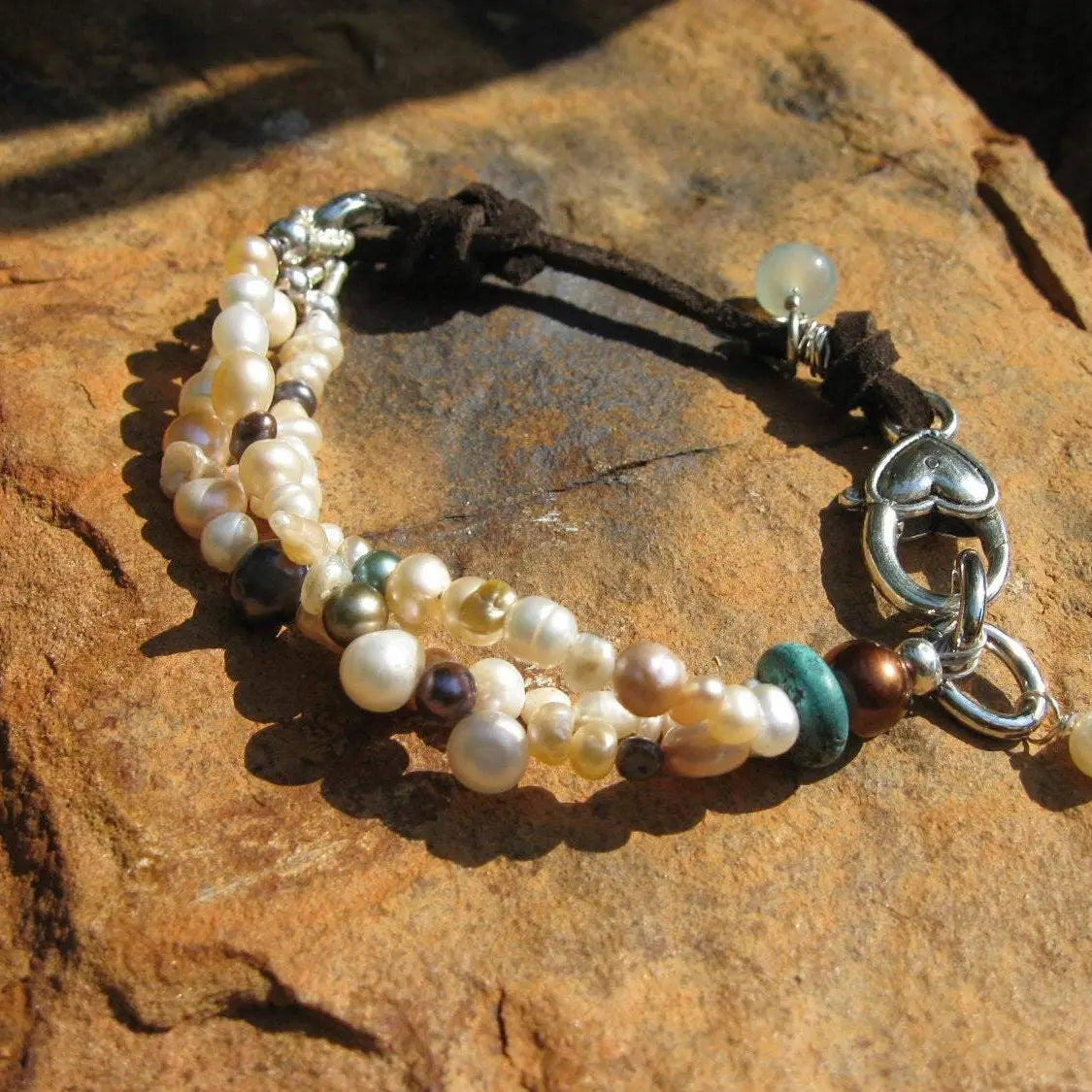Pearls and Suede Bracelet