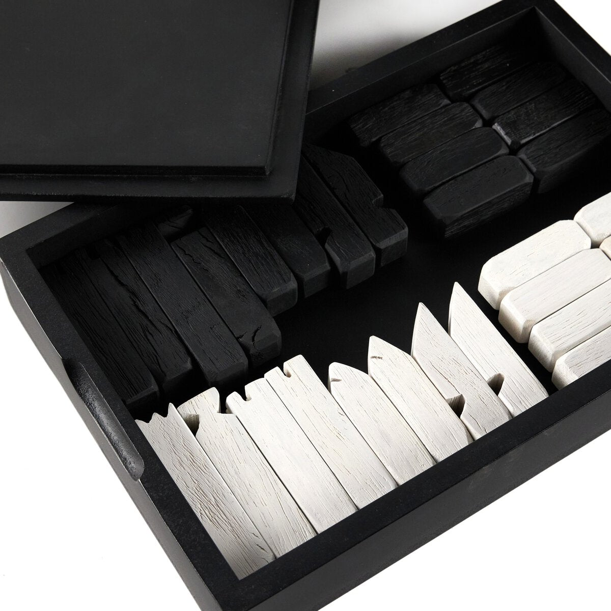 Cascade Chess Set