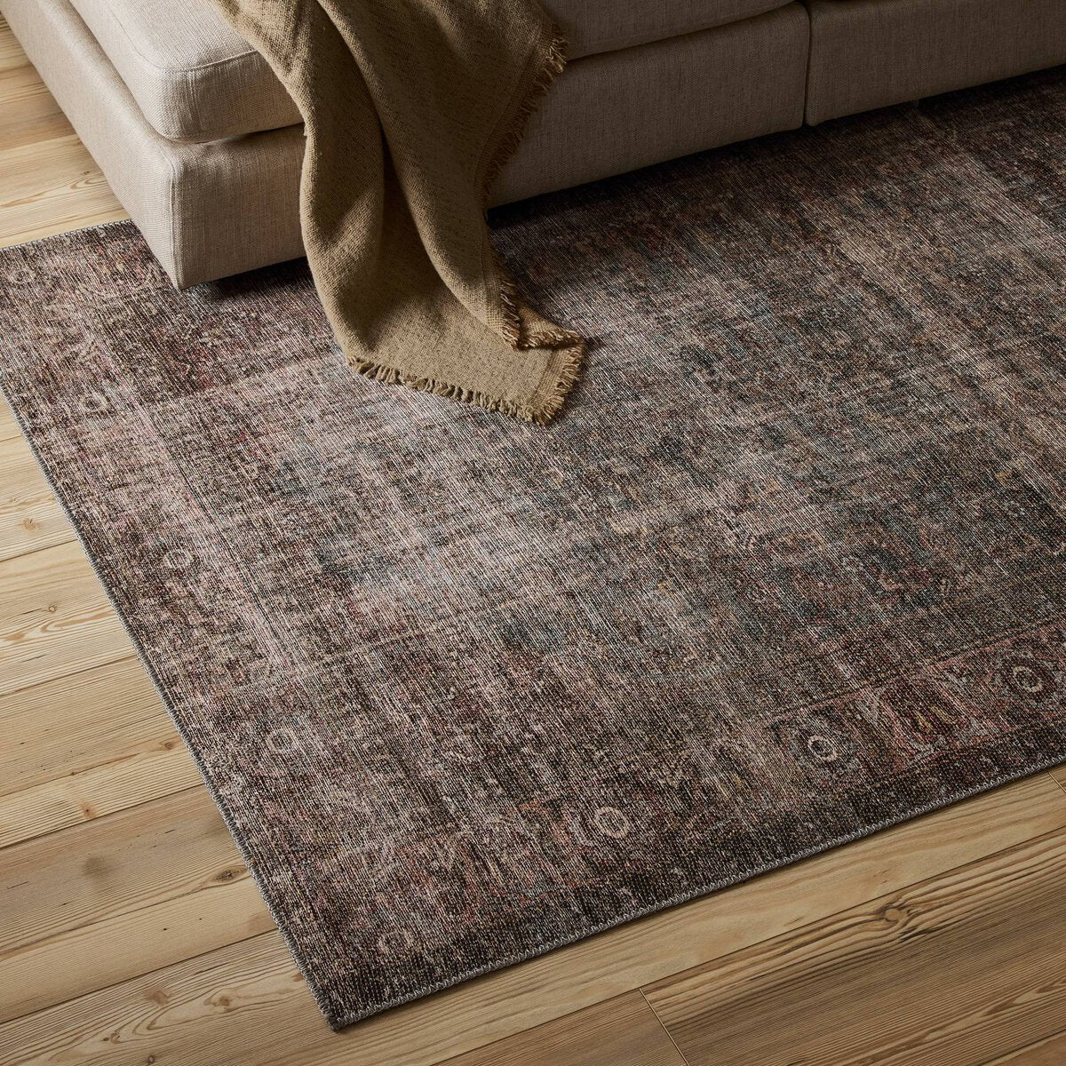 Marius Rug 8'x10'