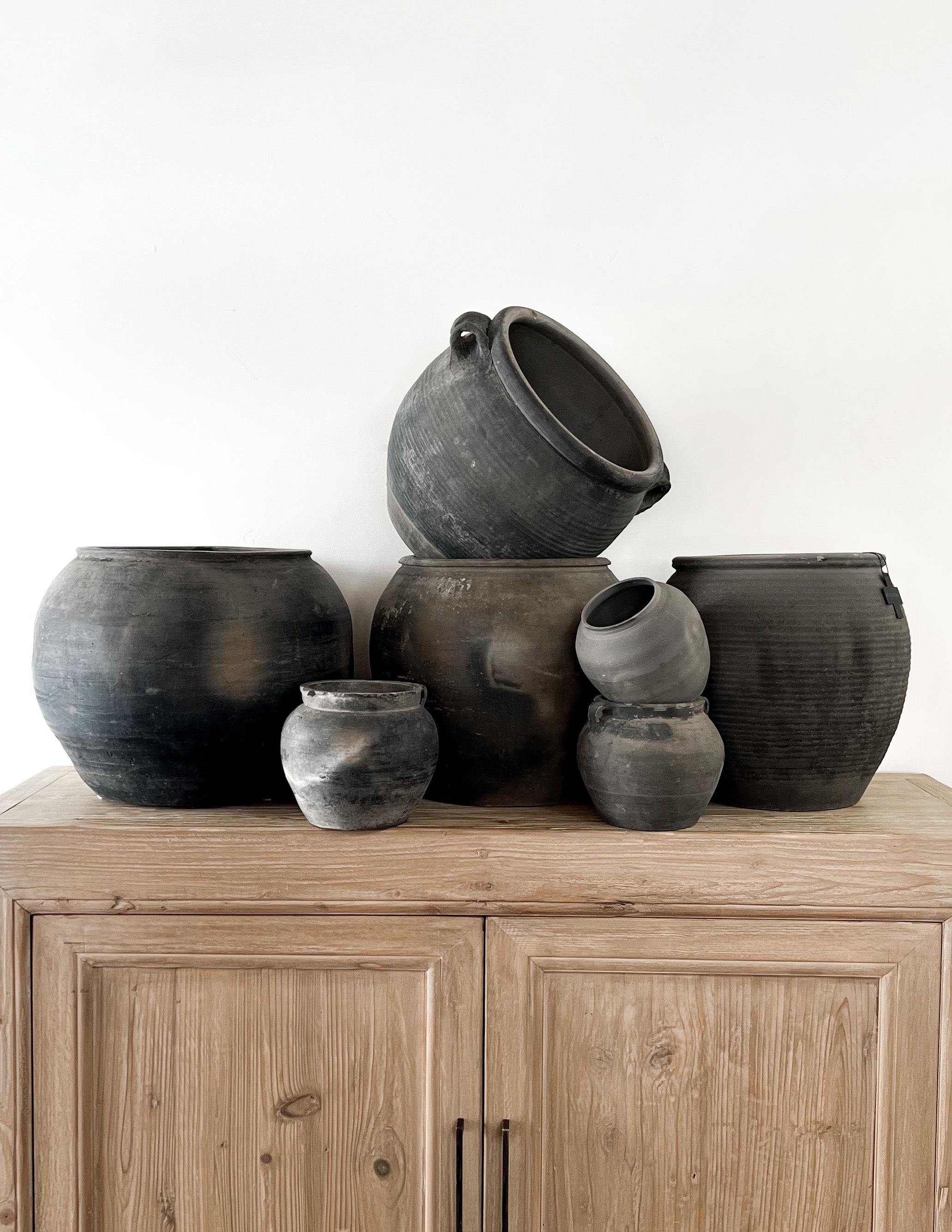 Vintage Clay Cunmin Pots