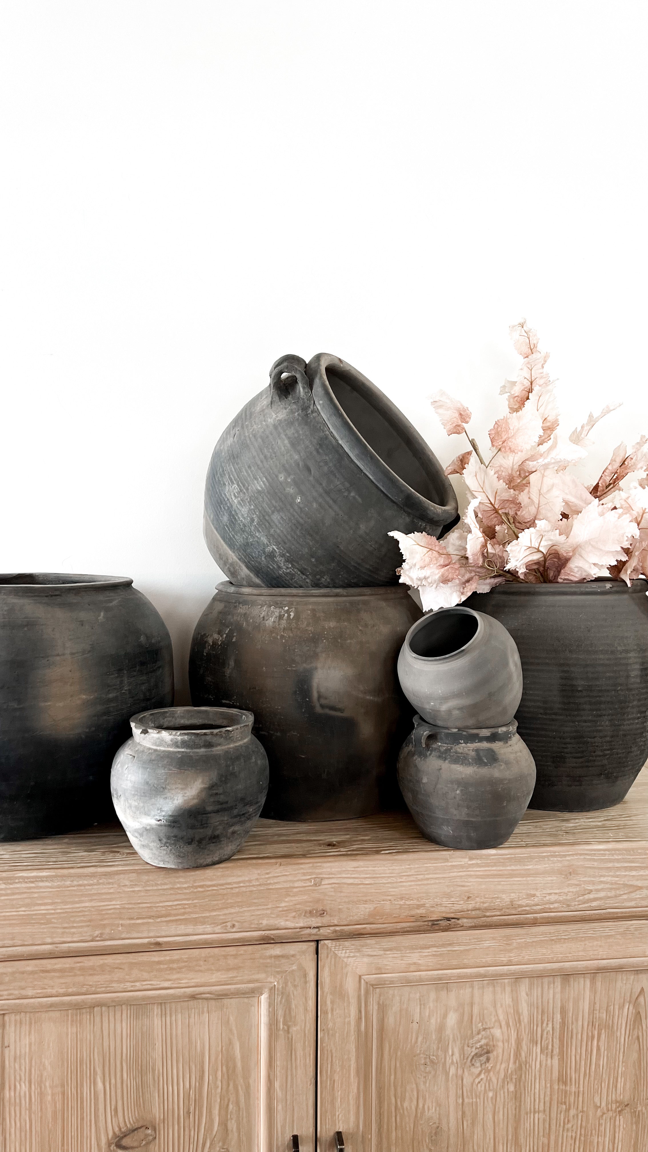 Vintage Clay Cunmin Pots