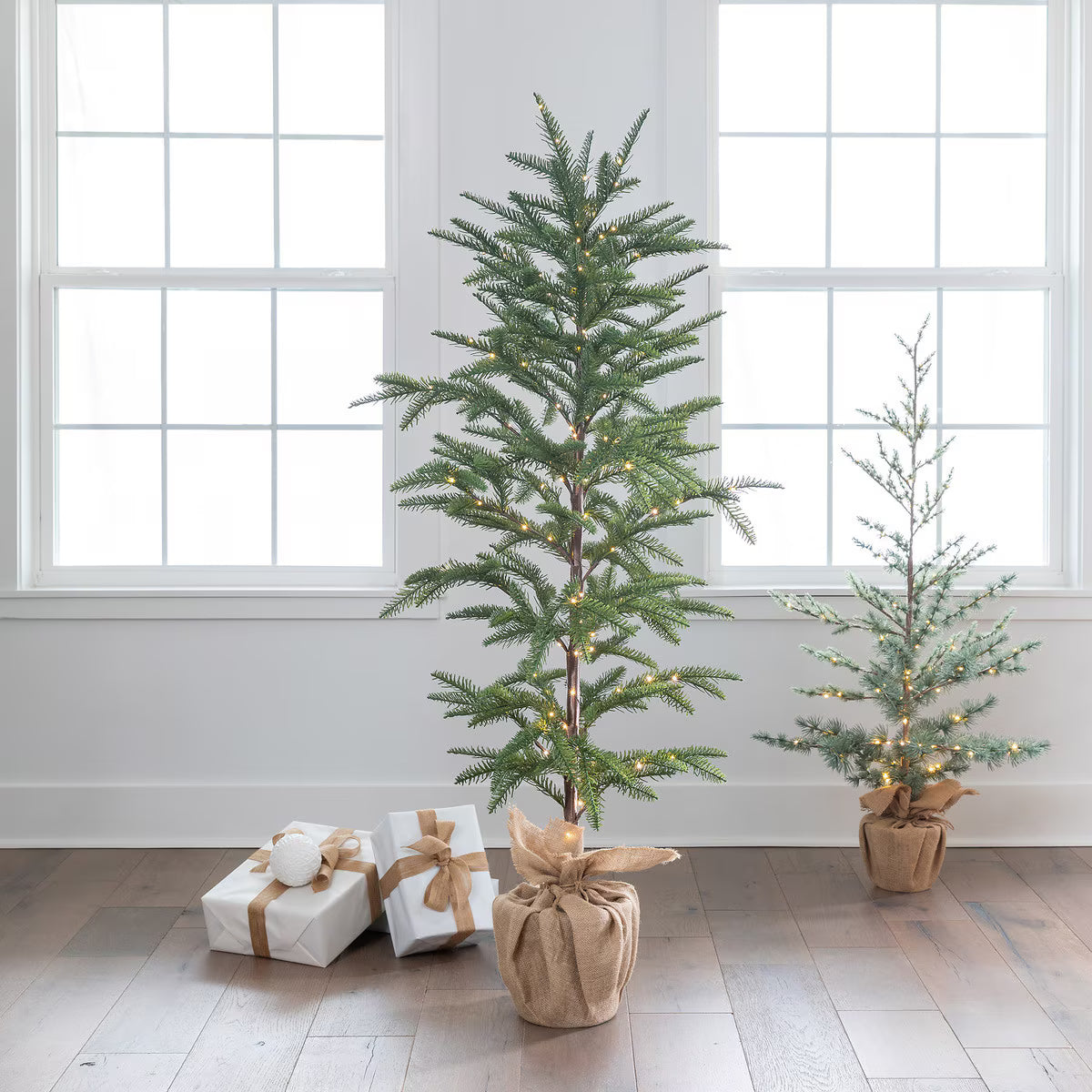 60" Noble Fir Tree w/Lights
